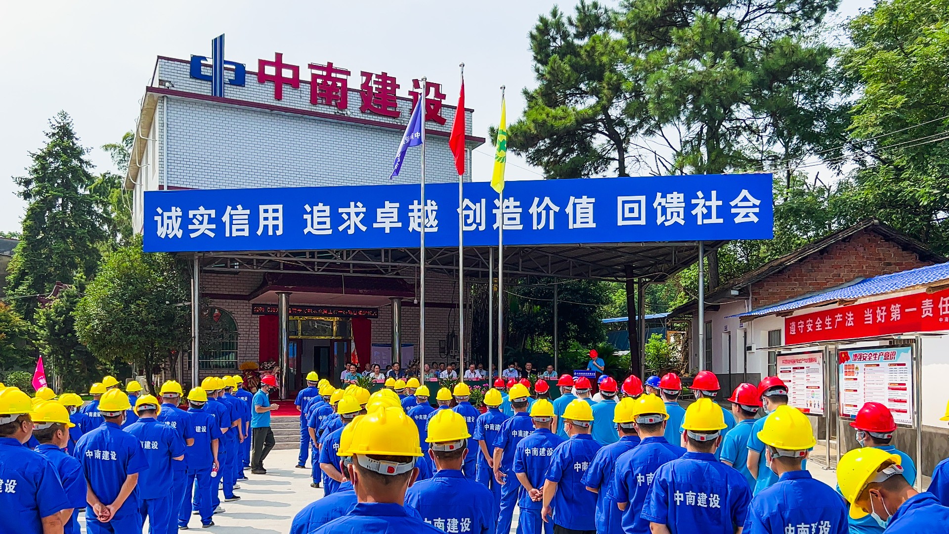 1663737220816163.jpg B.jpg